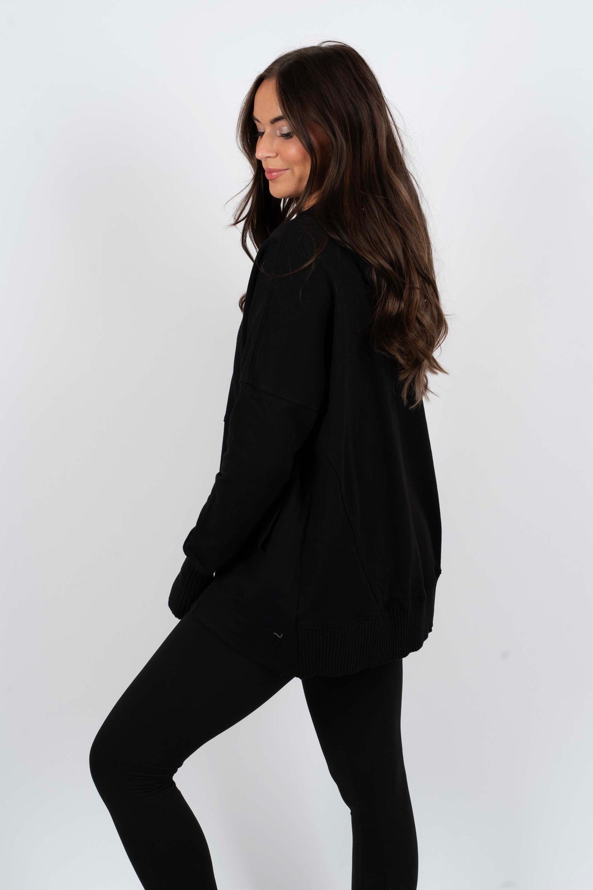 Well Tailored Blouse with a Graceful Silhouette