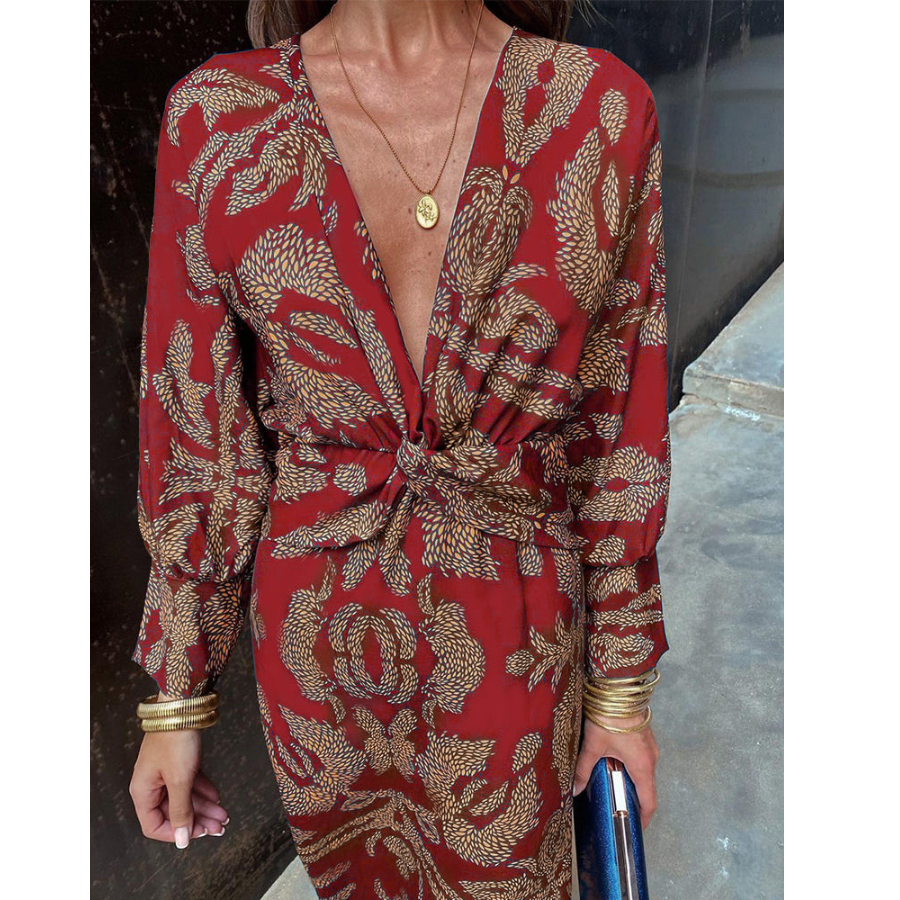 Well Tailored Dress with a Graceful Silhouette