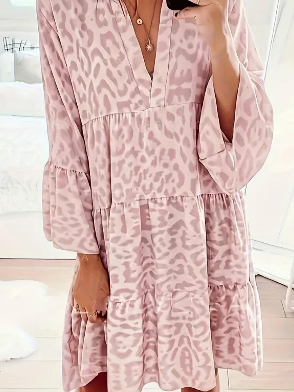 Gracefully Styled Dress for Any Occasion