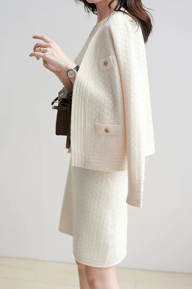 Classic Vintage Cardigan with a Flattering Fit