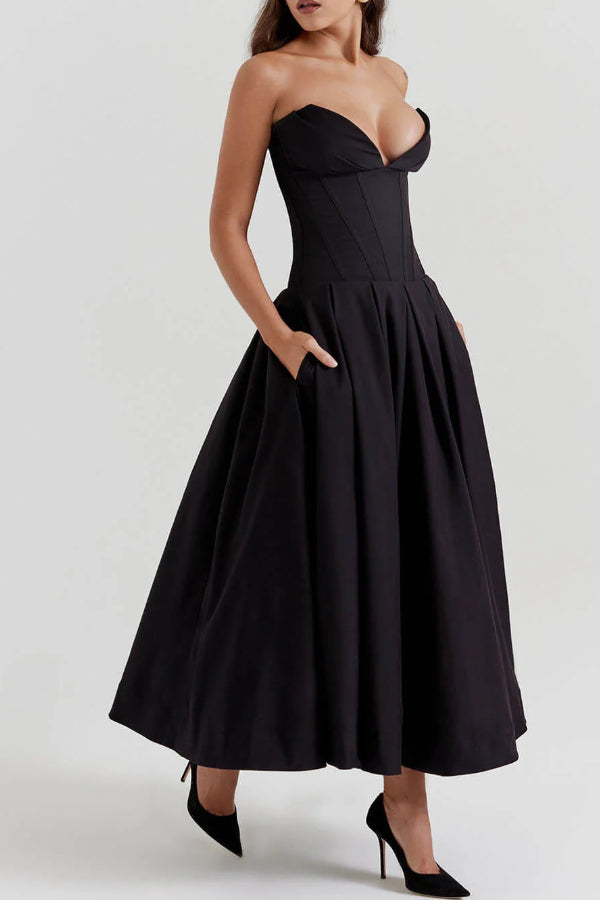 Classic Vintage Dress with a Flattering Fit