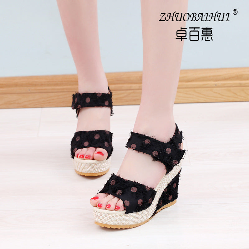 Classic Orthopedic Sandals with Timeless Style