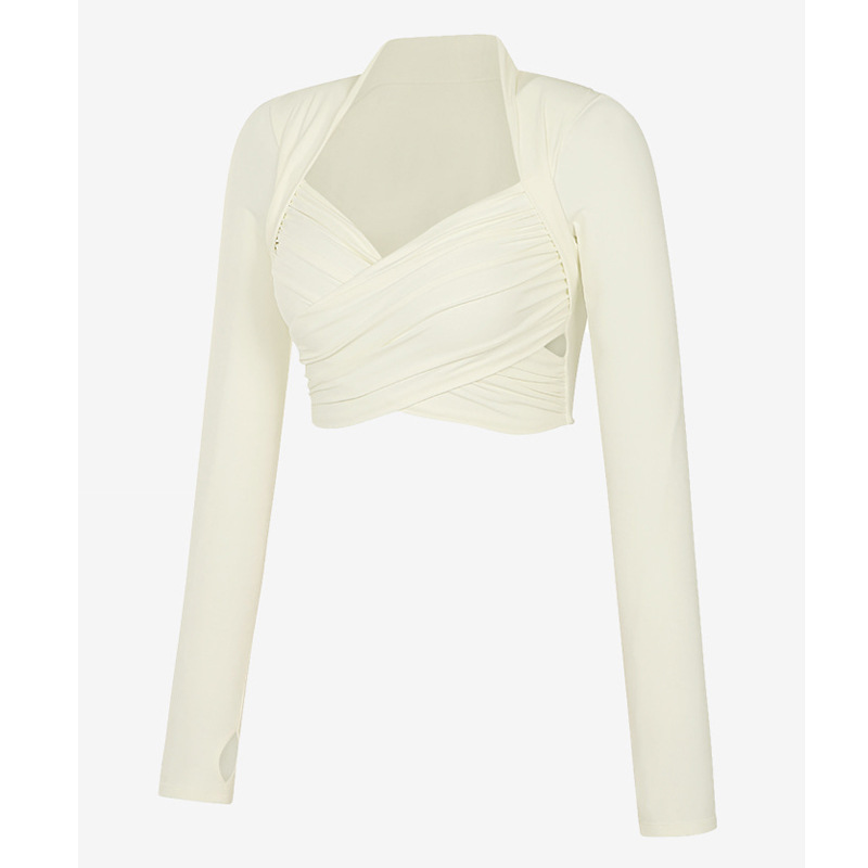 Effortlessly Elegant T-Shirt with a Timeless Design