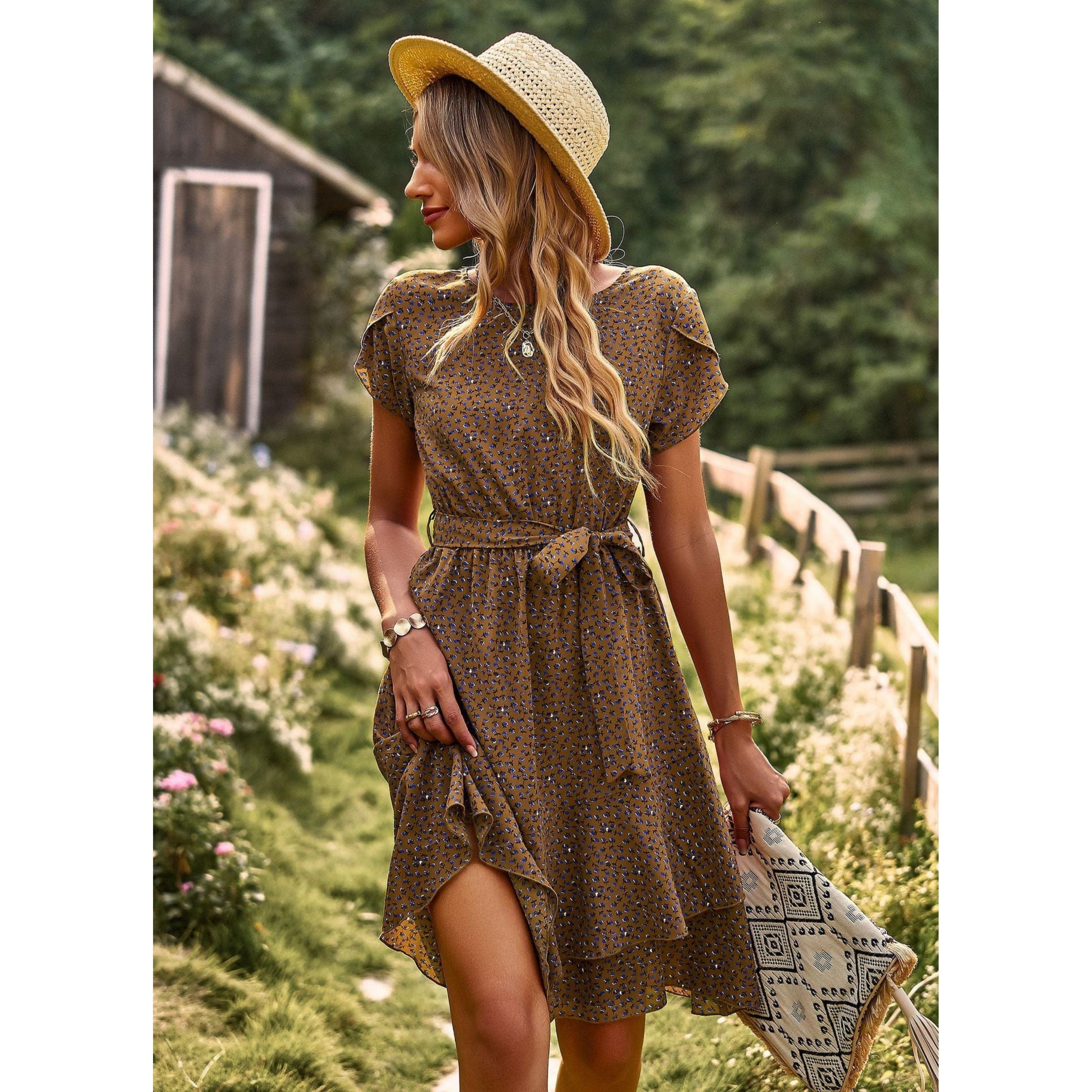 Beautifully Crafted Dress in a Classic Style