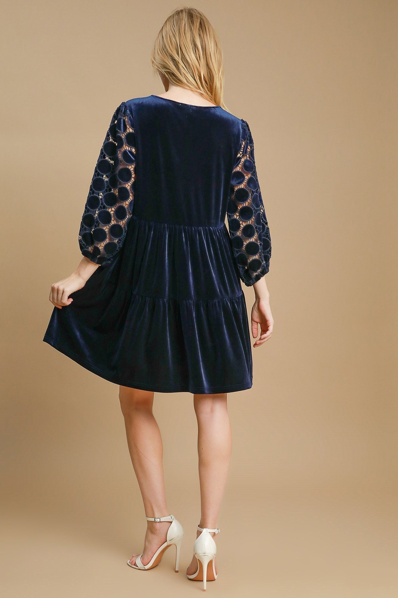 Classic Vintage Dress with a Flattering Fit