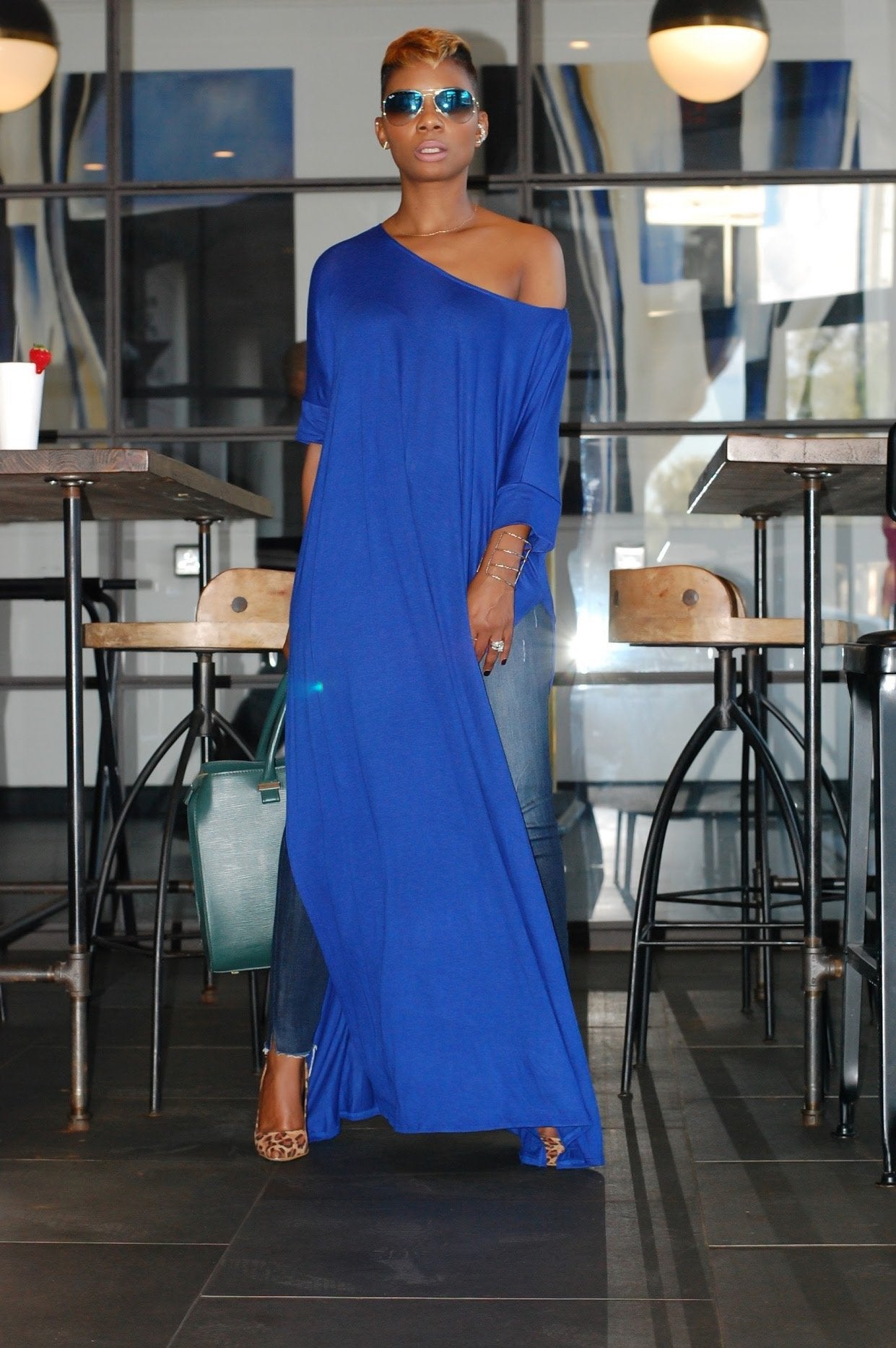 Gracefully Styled Dress for Any Occasion