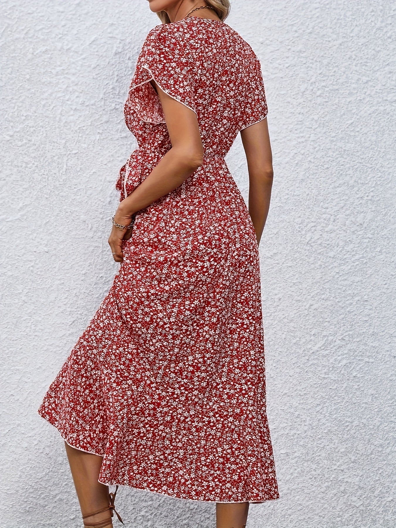 Polished Dress with an Effortless Classic Look