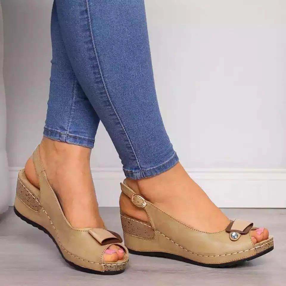 Chic Orthopedic Sandals with Unique Design