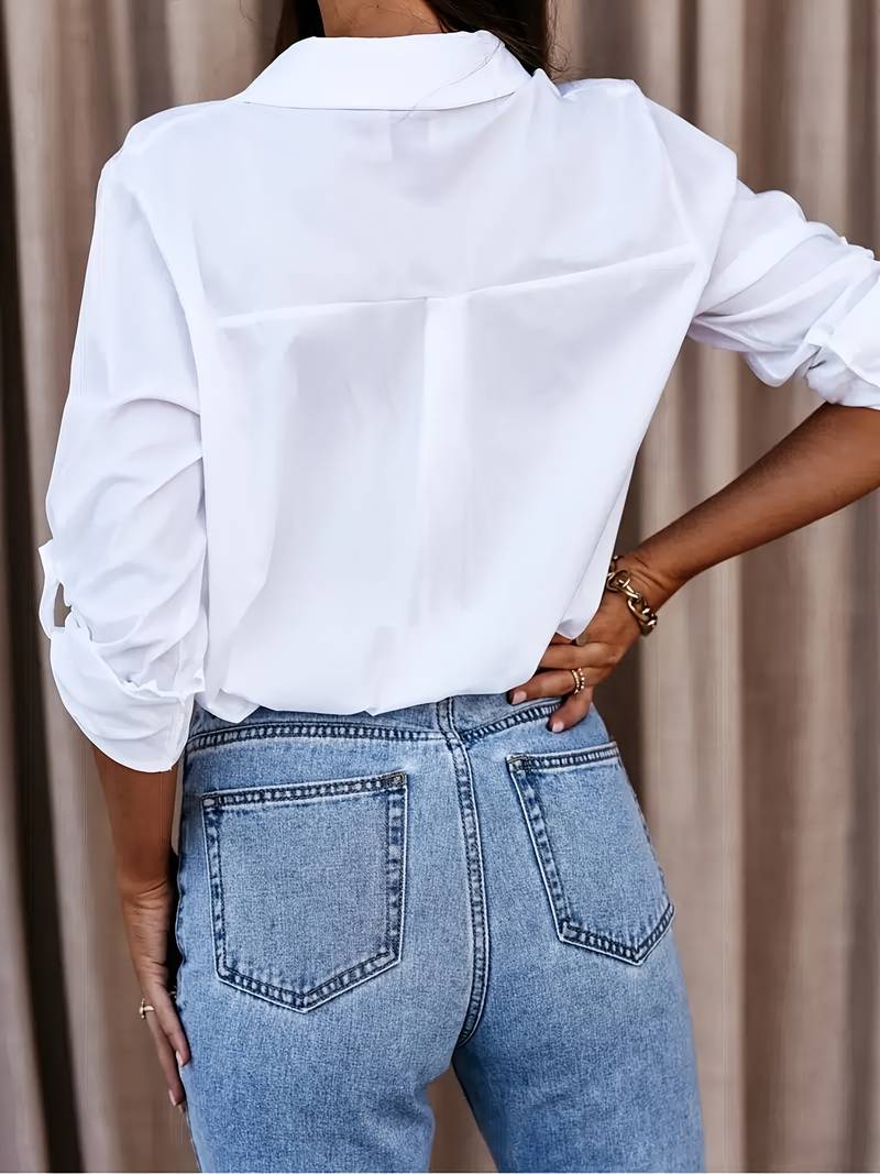 Sophisticated Blouse with a Clean Classic Look