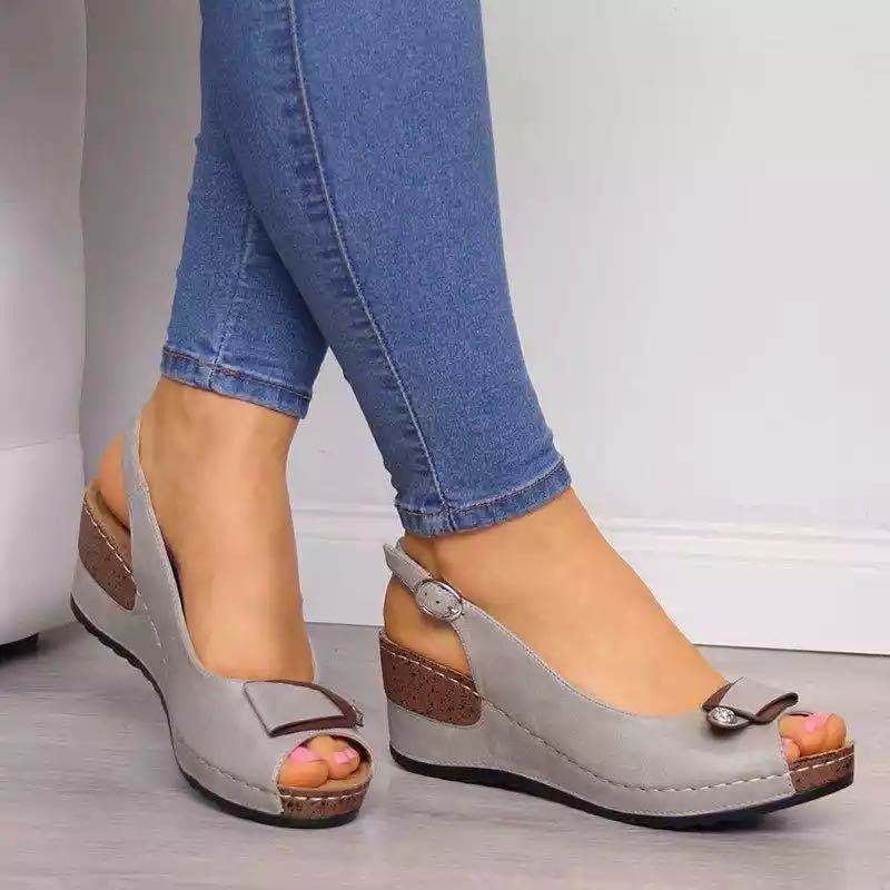 Chic Orthopedic Sandals with Unique Design