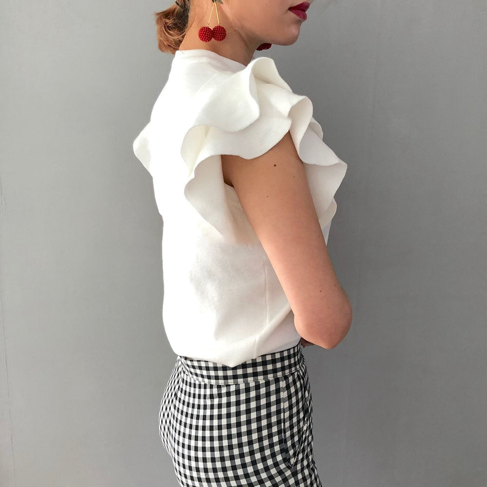 Effortlessly Elegant Blouse with a Timeless Design