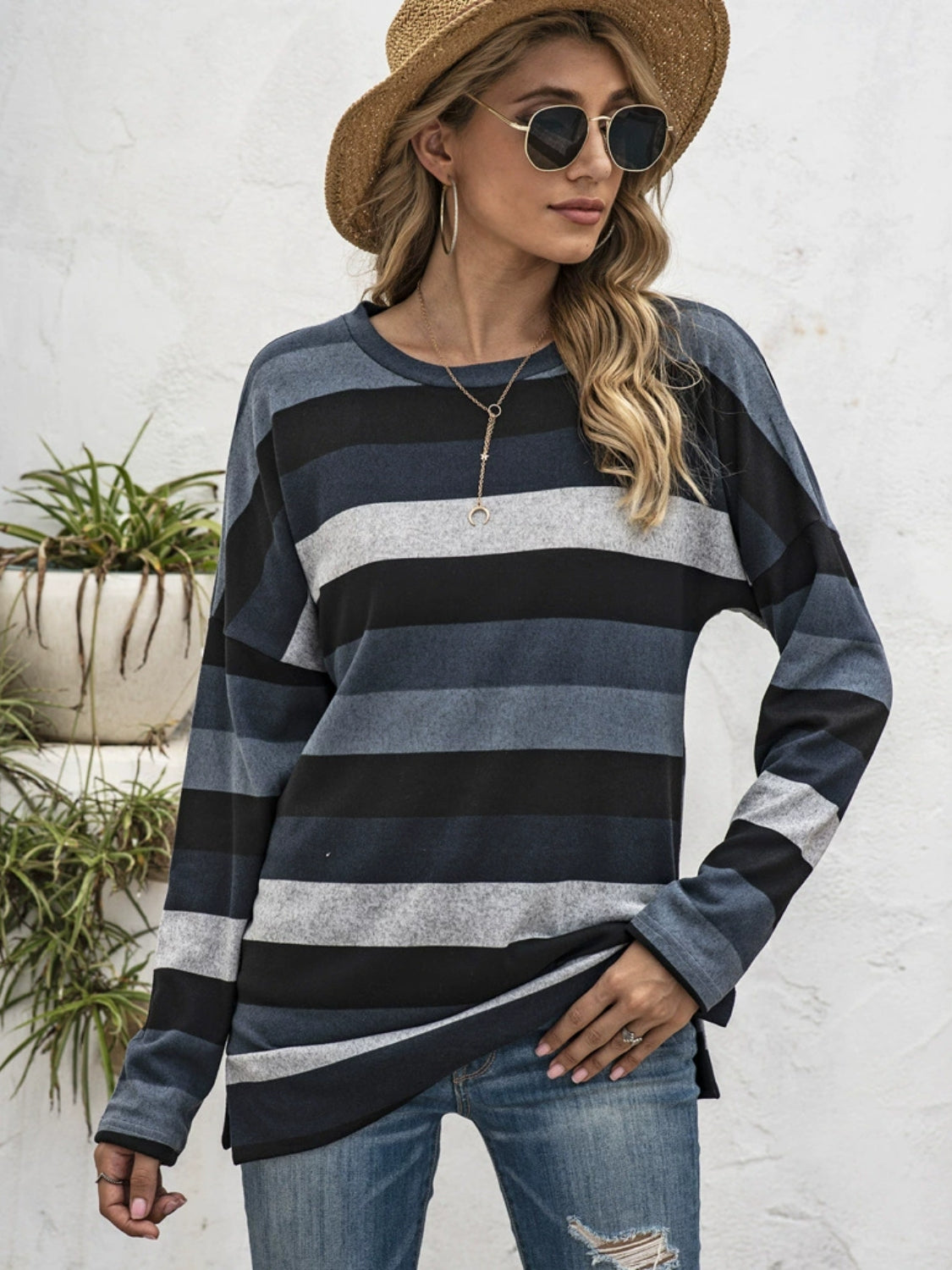Effortlessly Elegant T-Shirt with a Timeless Design