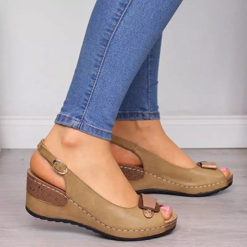 Chic Orthopedic Sandals with Unique Design