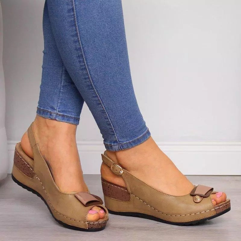 Chic Orthopedic Sandals with Unique Design