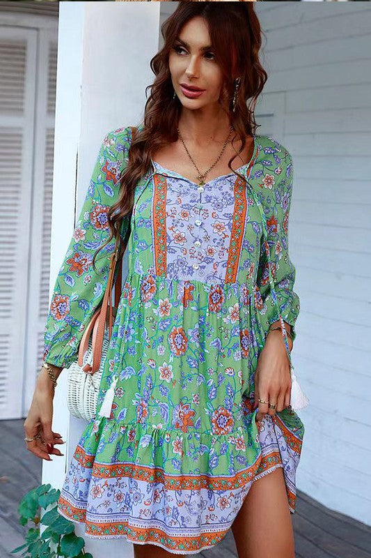 Classic Vintage Dress with a Flattering Fit