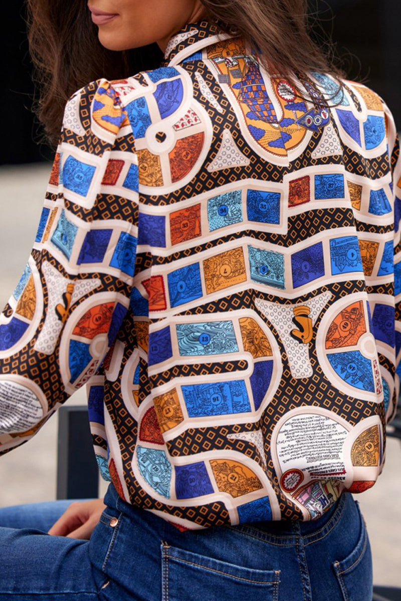 Classic Vintage Shirt with a Flattering Fit