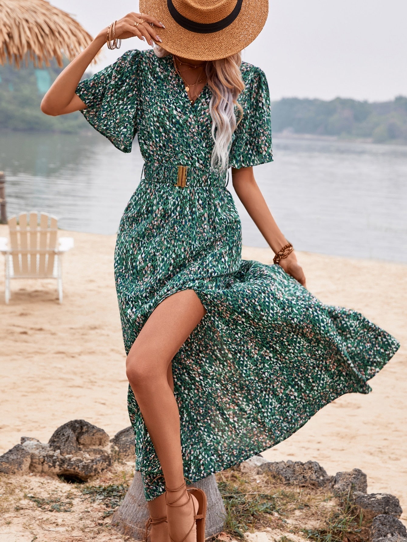 Sophisticated Dress with a Clean Classic Look