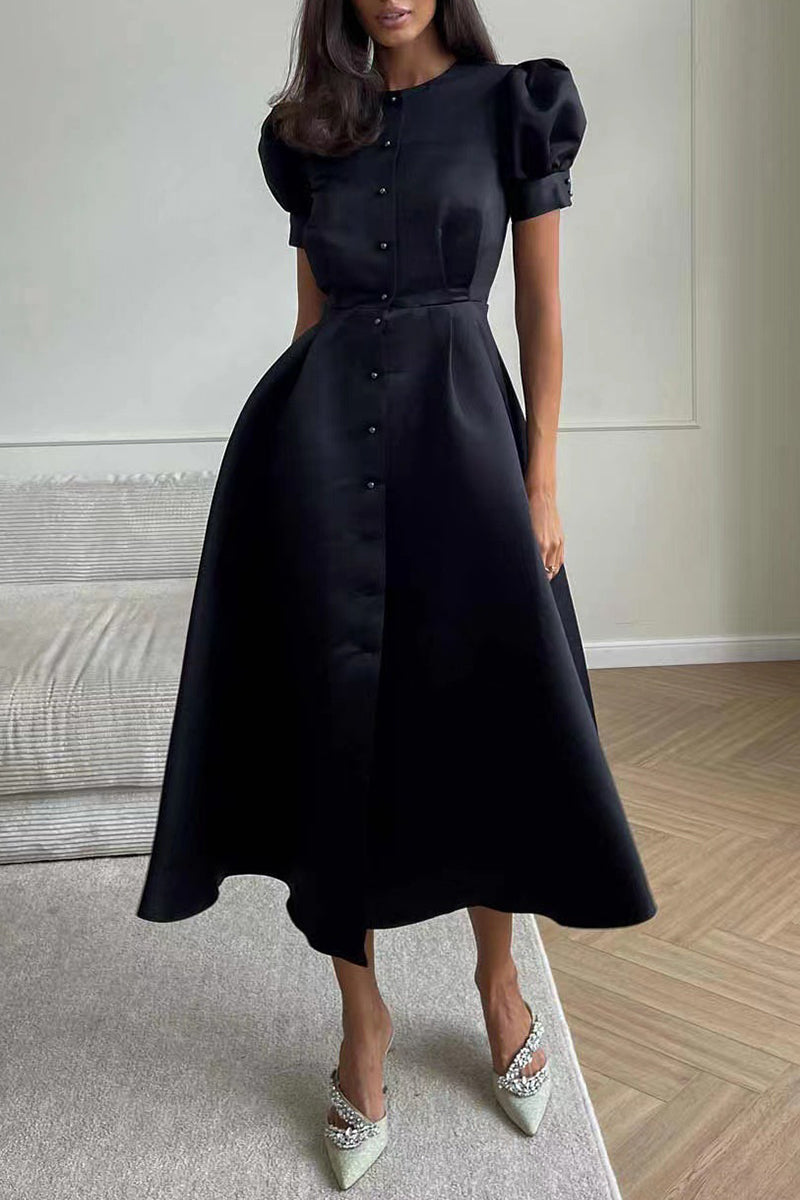 Sophisticated Dress with a Clean Classic Look