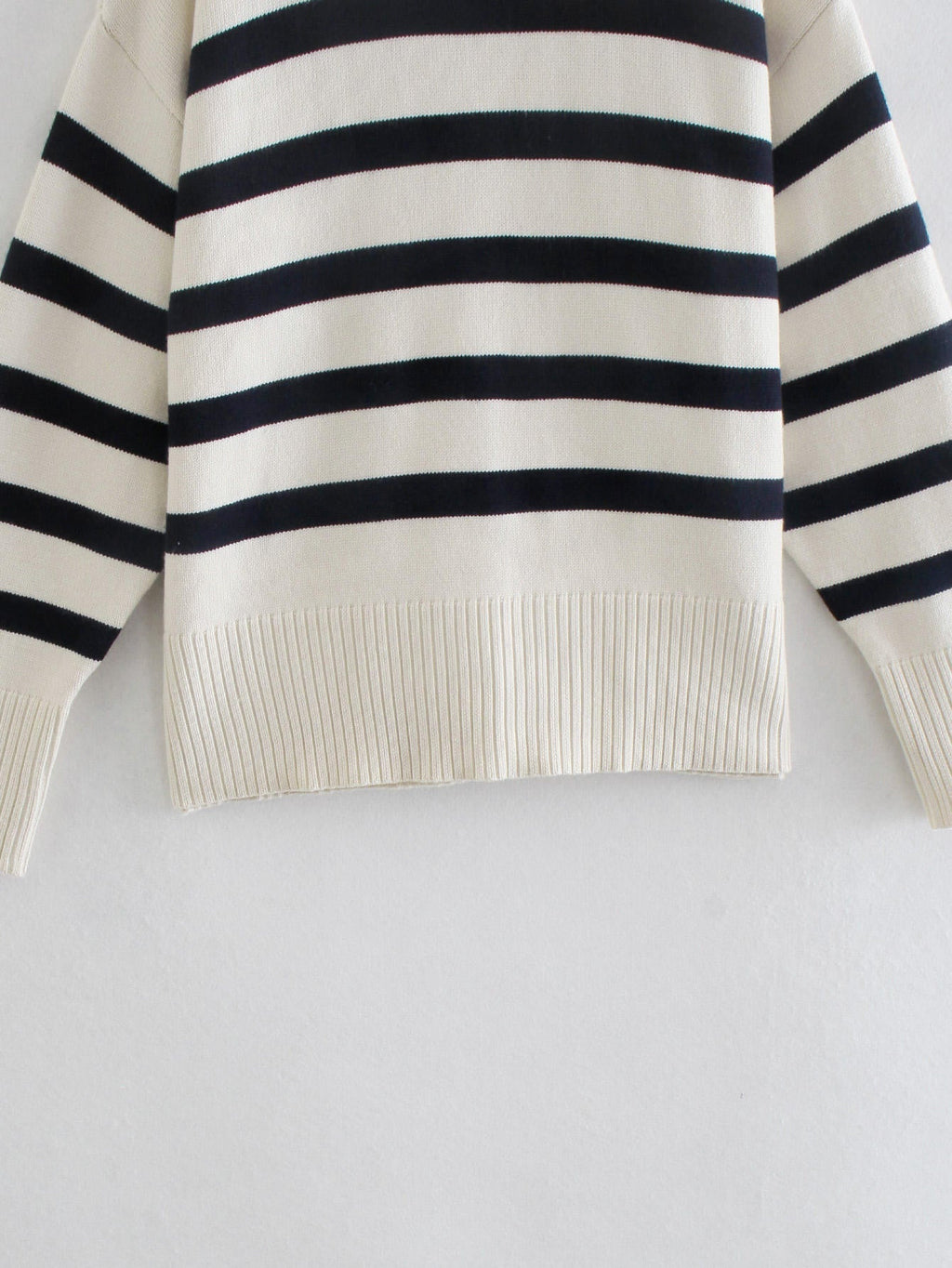 Well Tailored Blouse with a Graceful Silhouette