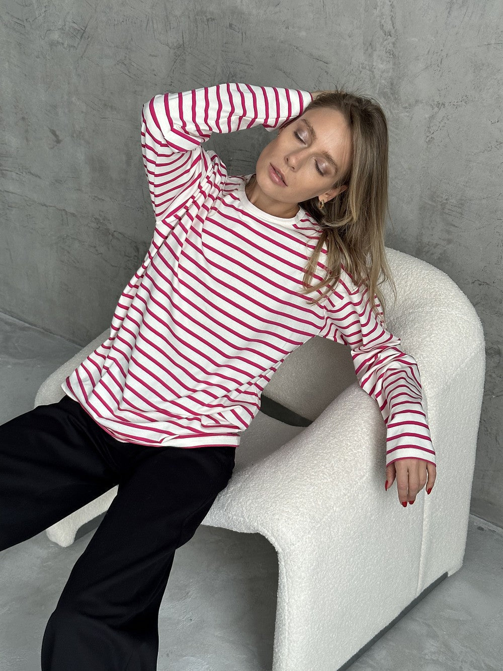 Classic Vintage Blouse with a Flattering Fit