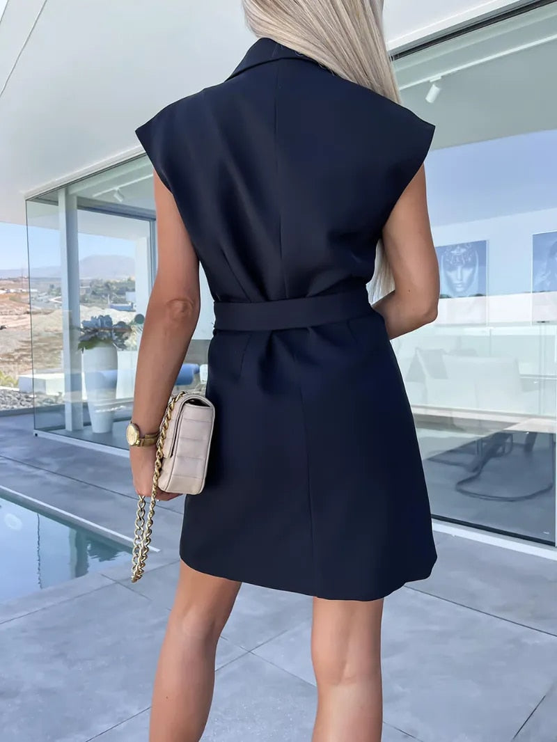 Polished Dress with an Effortless Classic Look