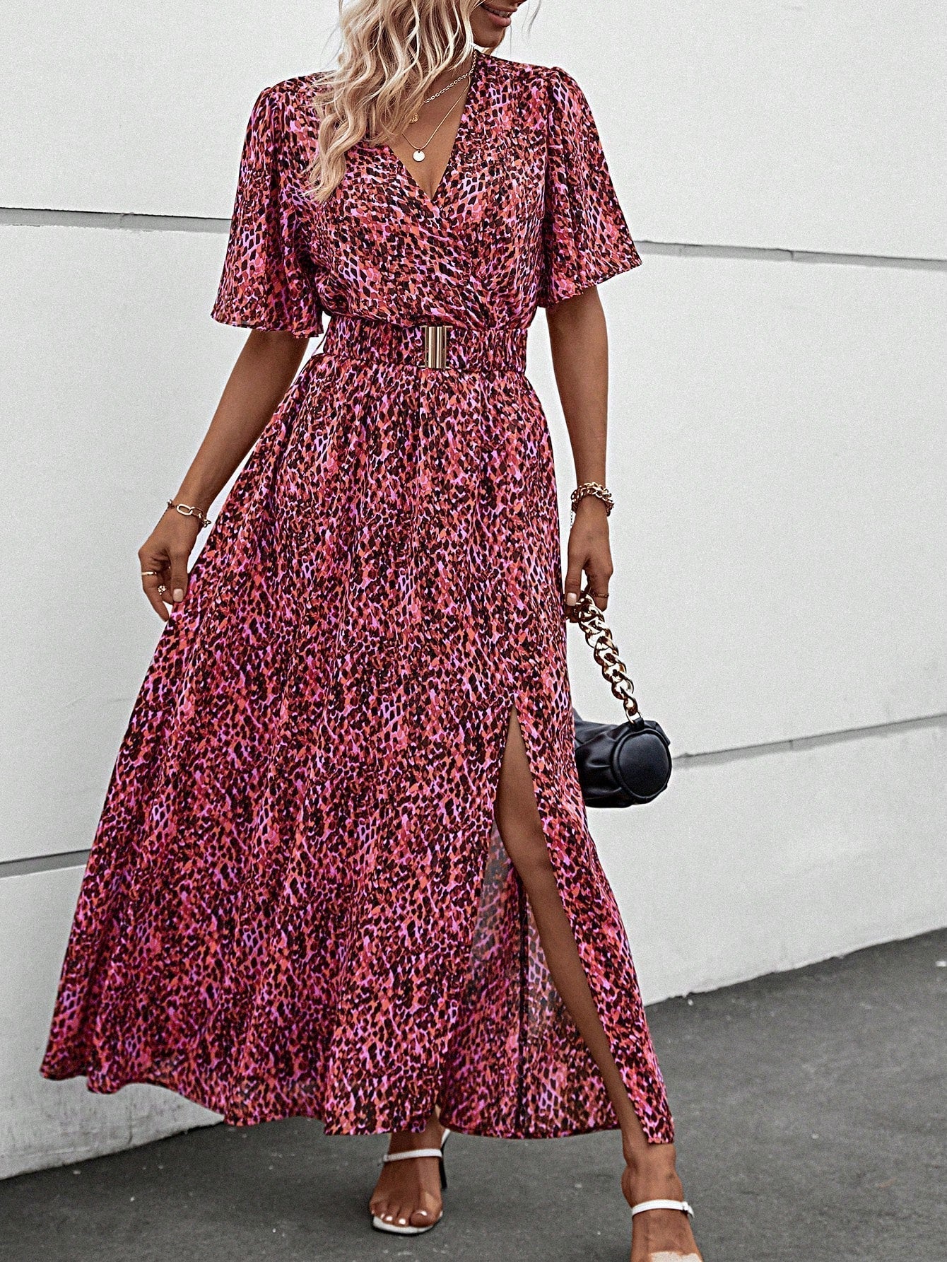 Sophisticated Dress with a Clean Classic Look
