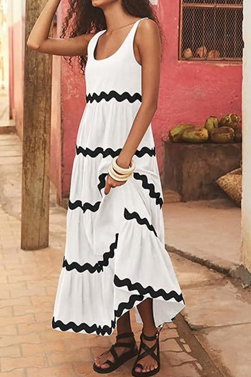 Classic Vintage & Enduringly Stylish Dress
