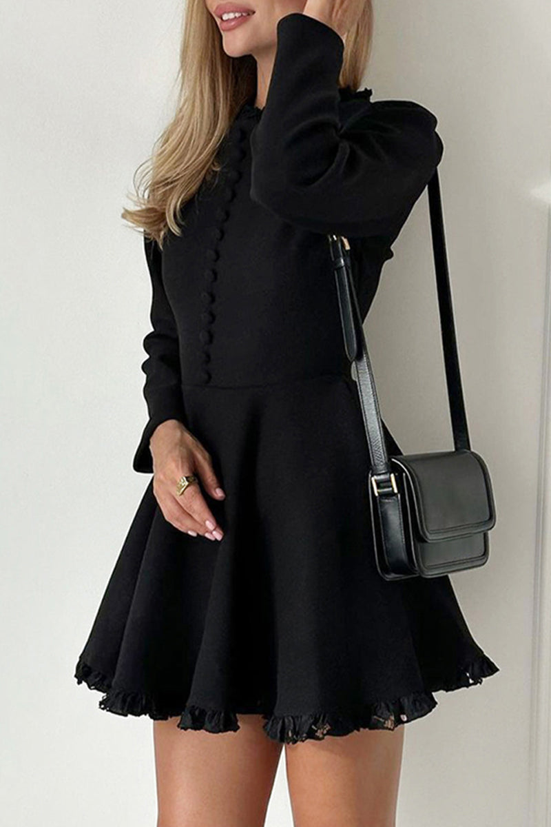 Effortlessly Elegant Dress with a Timeless Design