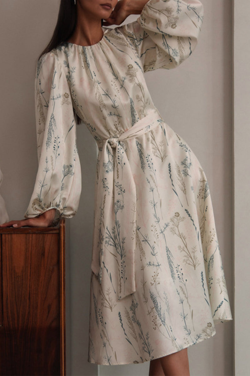 Classic Vintage & Enduringly Stylish Dress