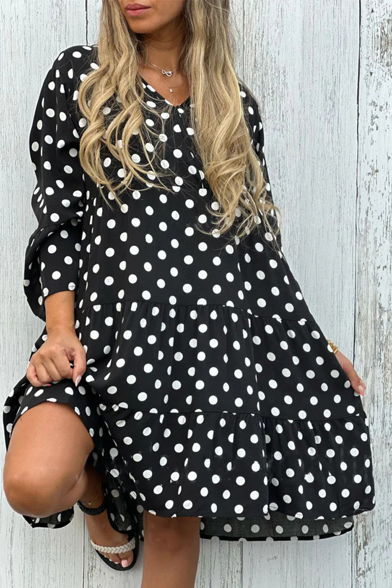 Gracefully Styled Dress for Any Occasion
