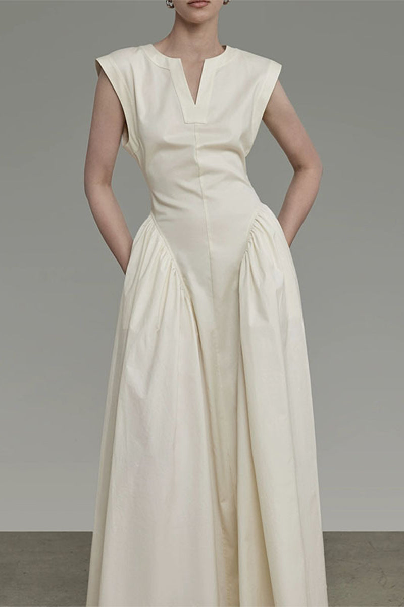 Sophisticated Dress with a Clean Classic Look