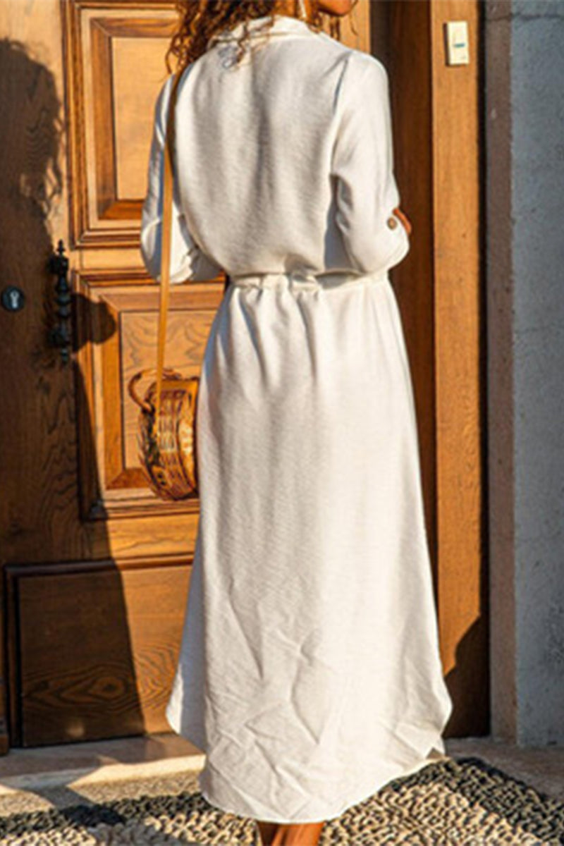 Effortlessly Elegant Dress with a Timeless Design