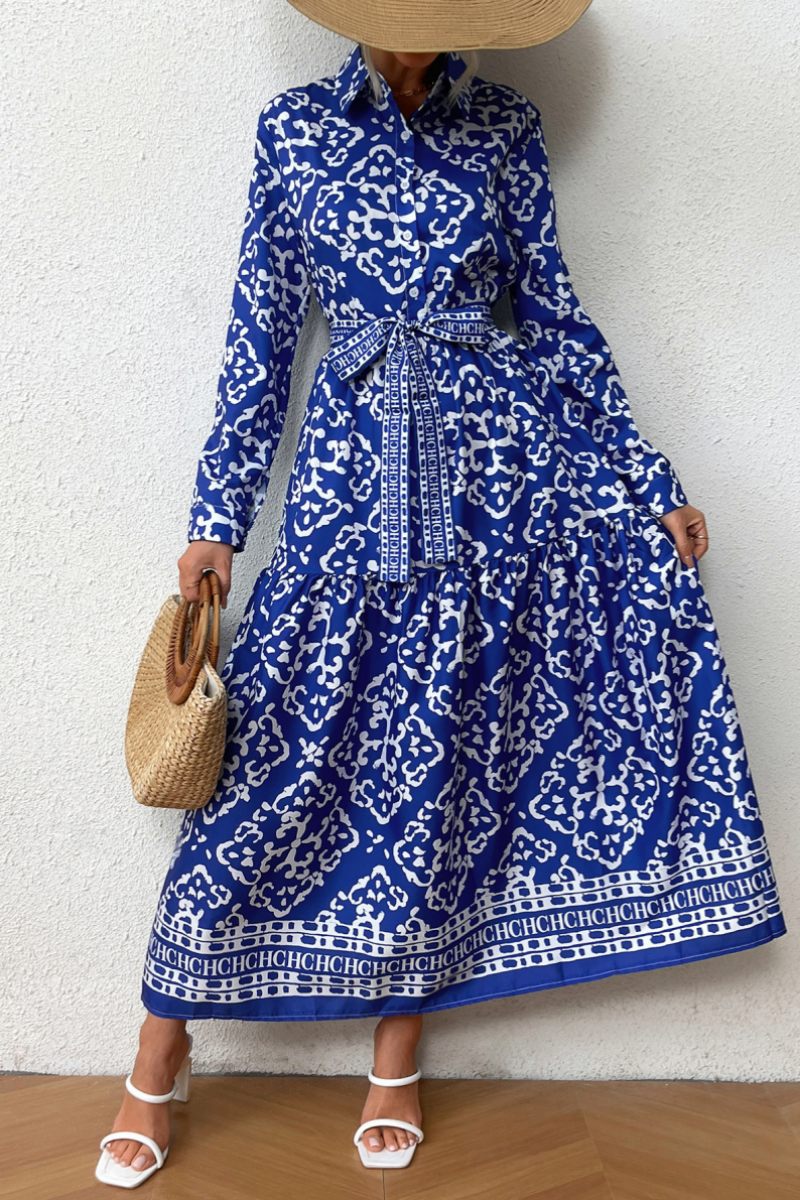 Effortlessly Elegant Dress with a Timeless Design