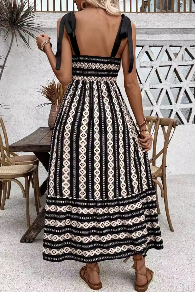 Classic Vintage Dress with a Flattering Fit