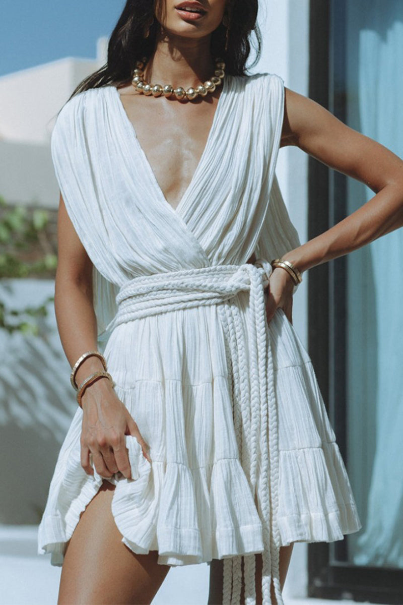 Gracefully Styled Dress for Any Occasion