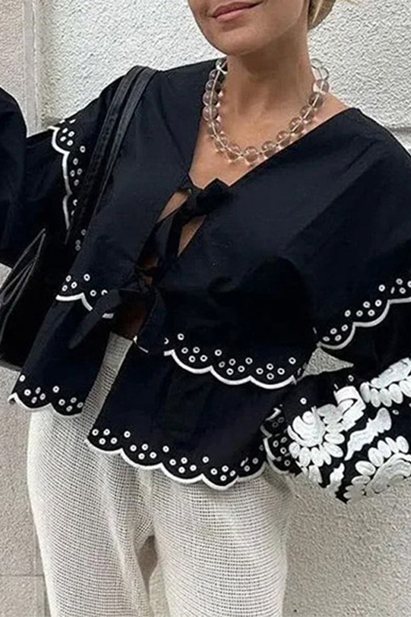 Classic Vintage Blouse with a Flattering Fit