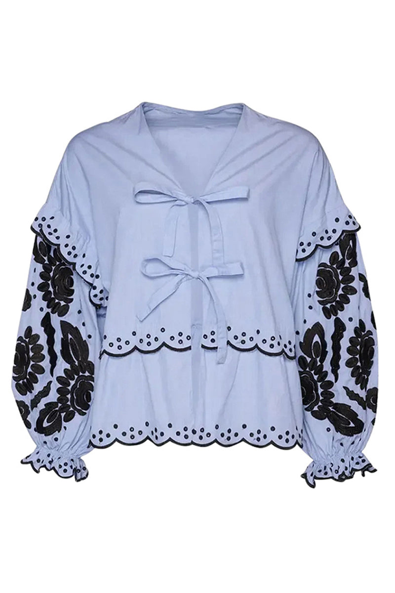 Classic Vintage Blouse with a Flattering Fit