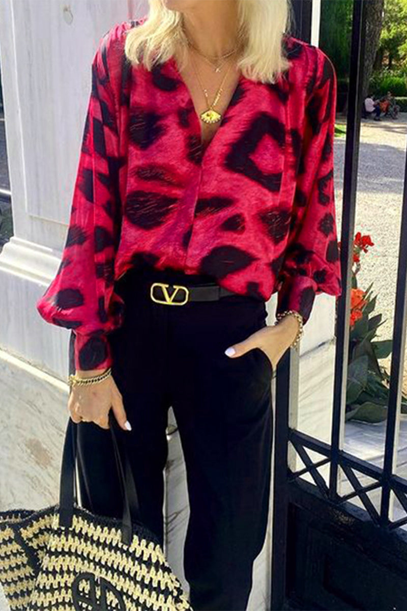 Beautifully Crafted Blouse in a Classic Style