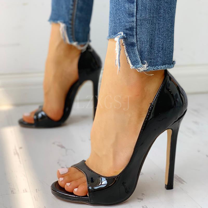 Classic Orthopedic Sandals with Timeless Style