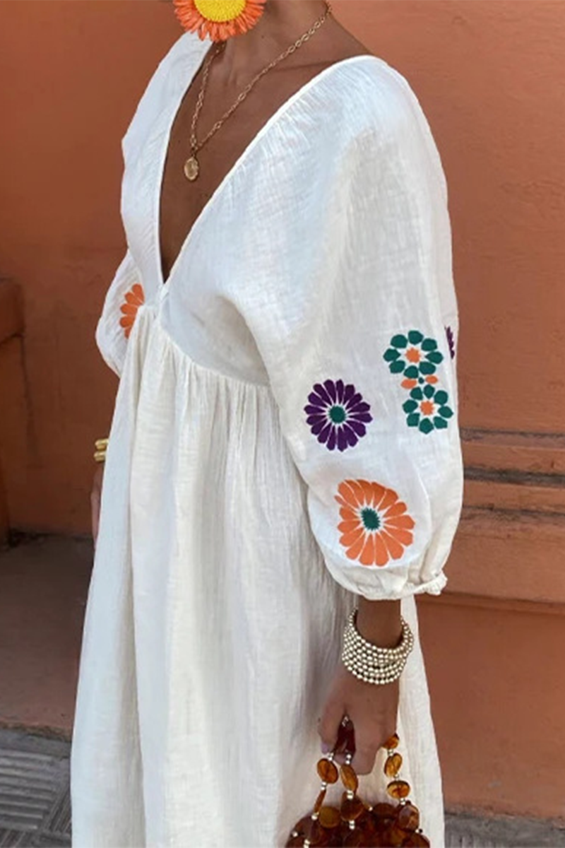 Classic Vintage & Enduringly Stylish Dress