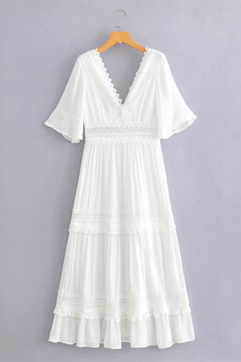 Well Tailored Dress with a Graceful Silhouette