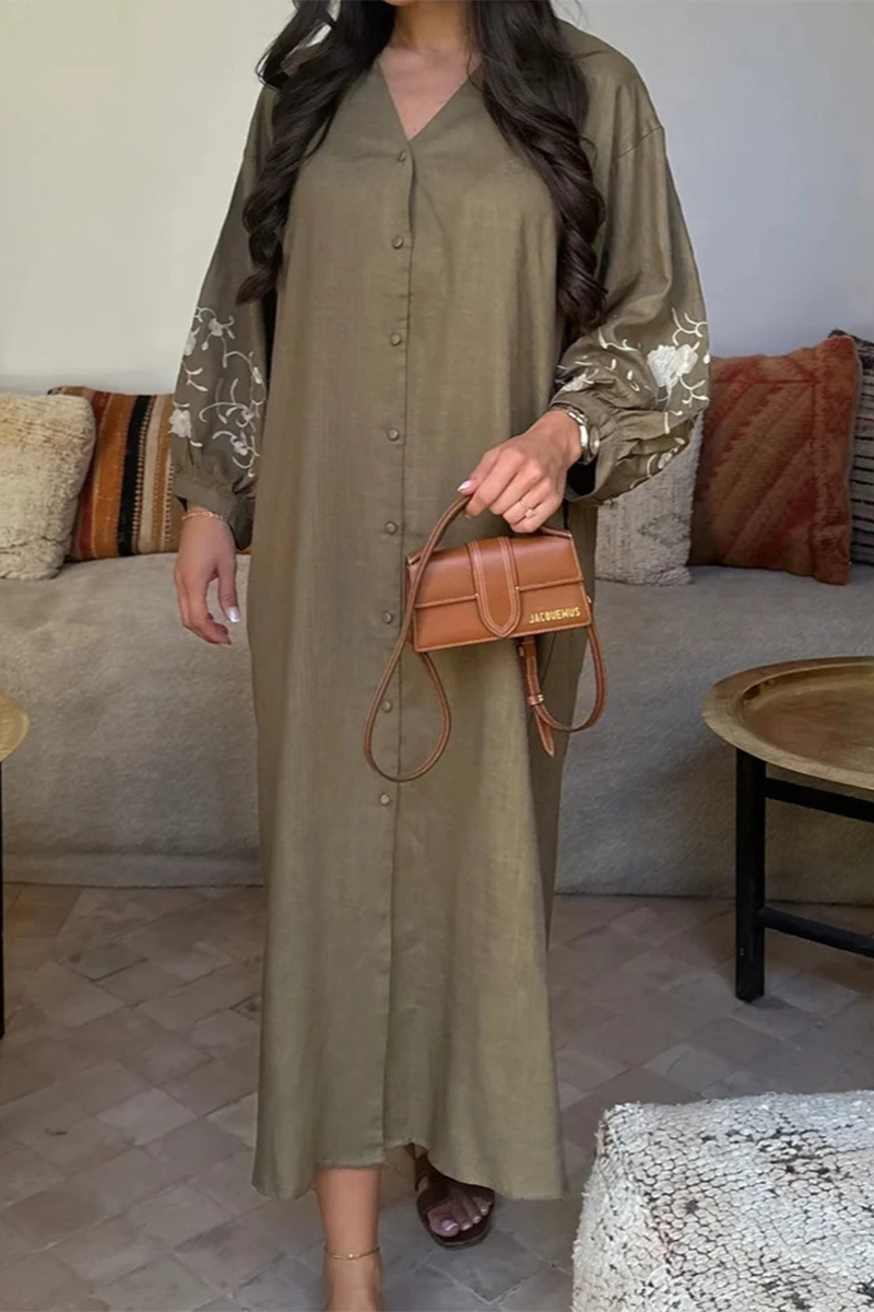 A Vintage Style Dress with Delicate Timeless Details