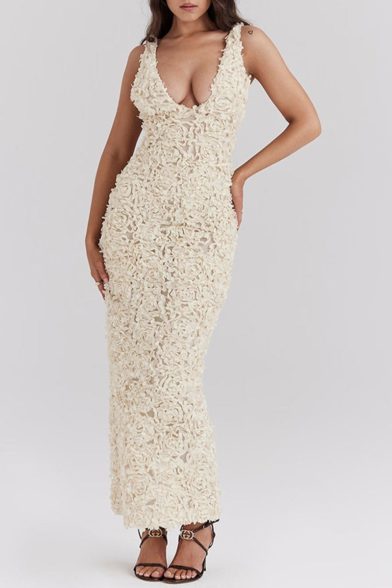 Effortlessly Elegant Dress with a Timeless Design