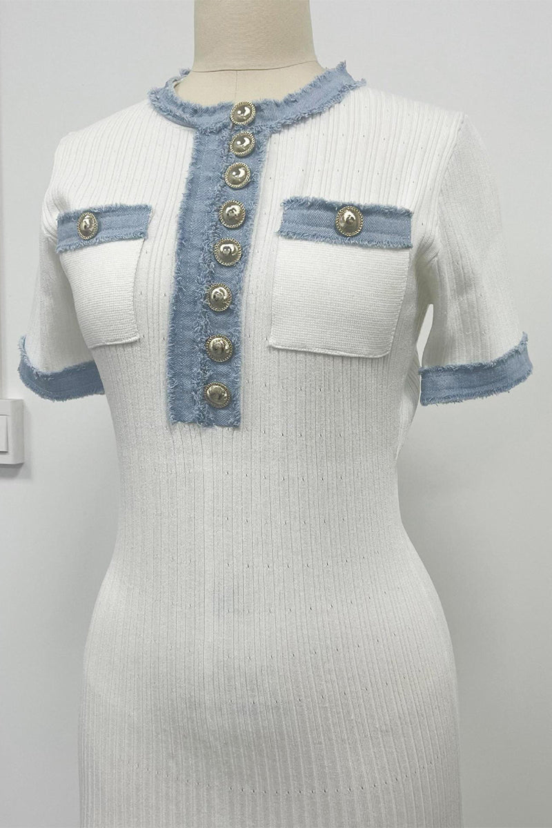 Effortlessly Elegant Dress with a Timeless Design