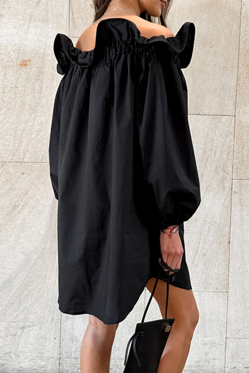 Sophisticated Dress with a Clean Classic Look