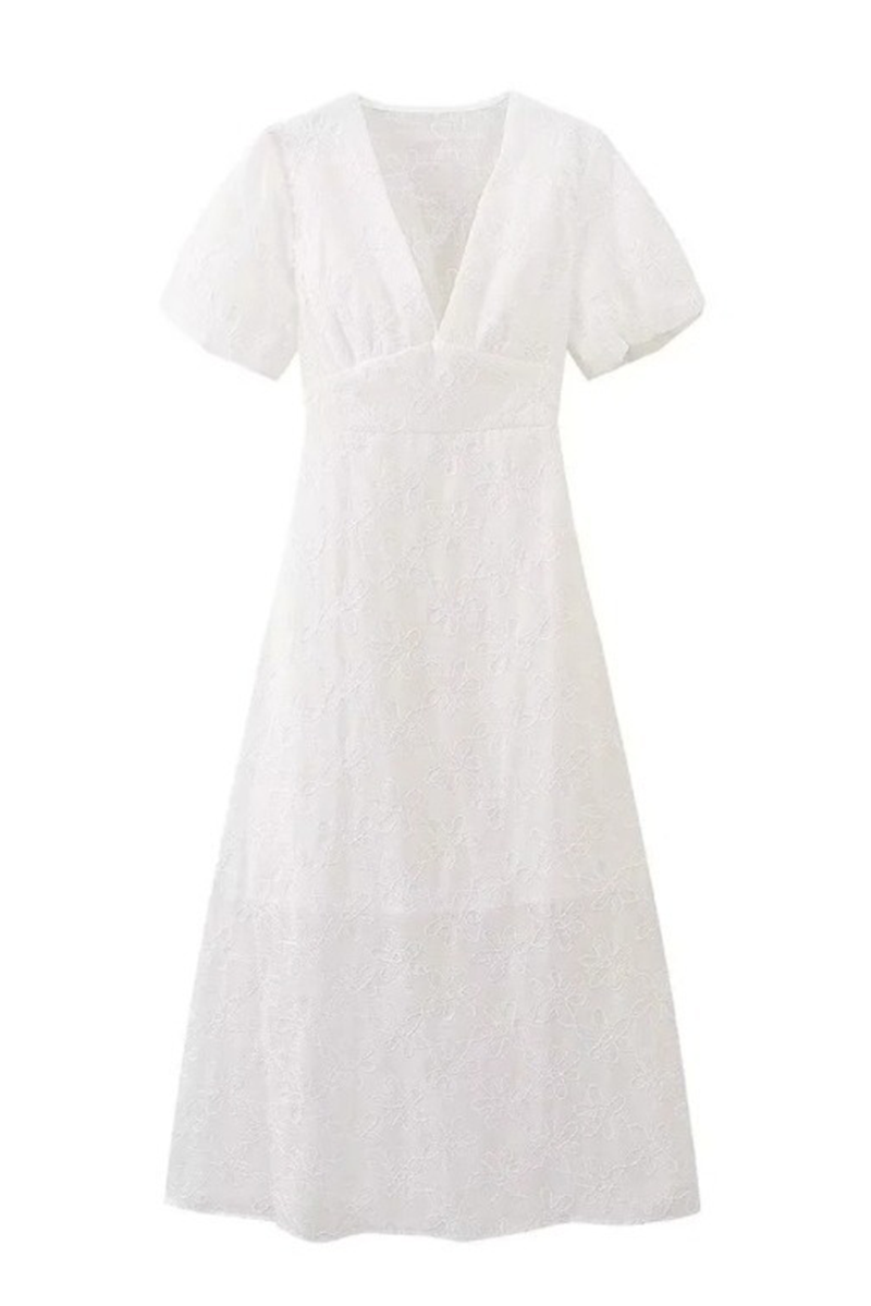 Beautifully Crafted Dress in a Classic Style