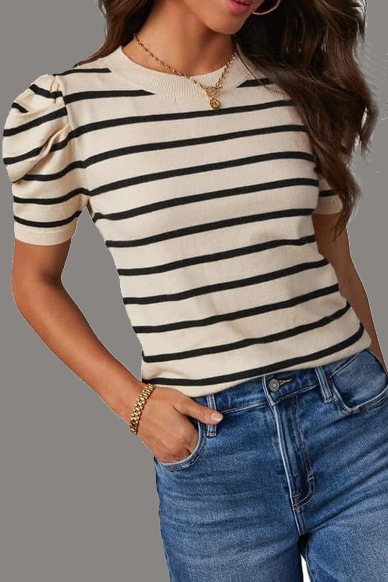 Effortlessly Elegant T-Shirt with a Timeless Design