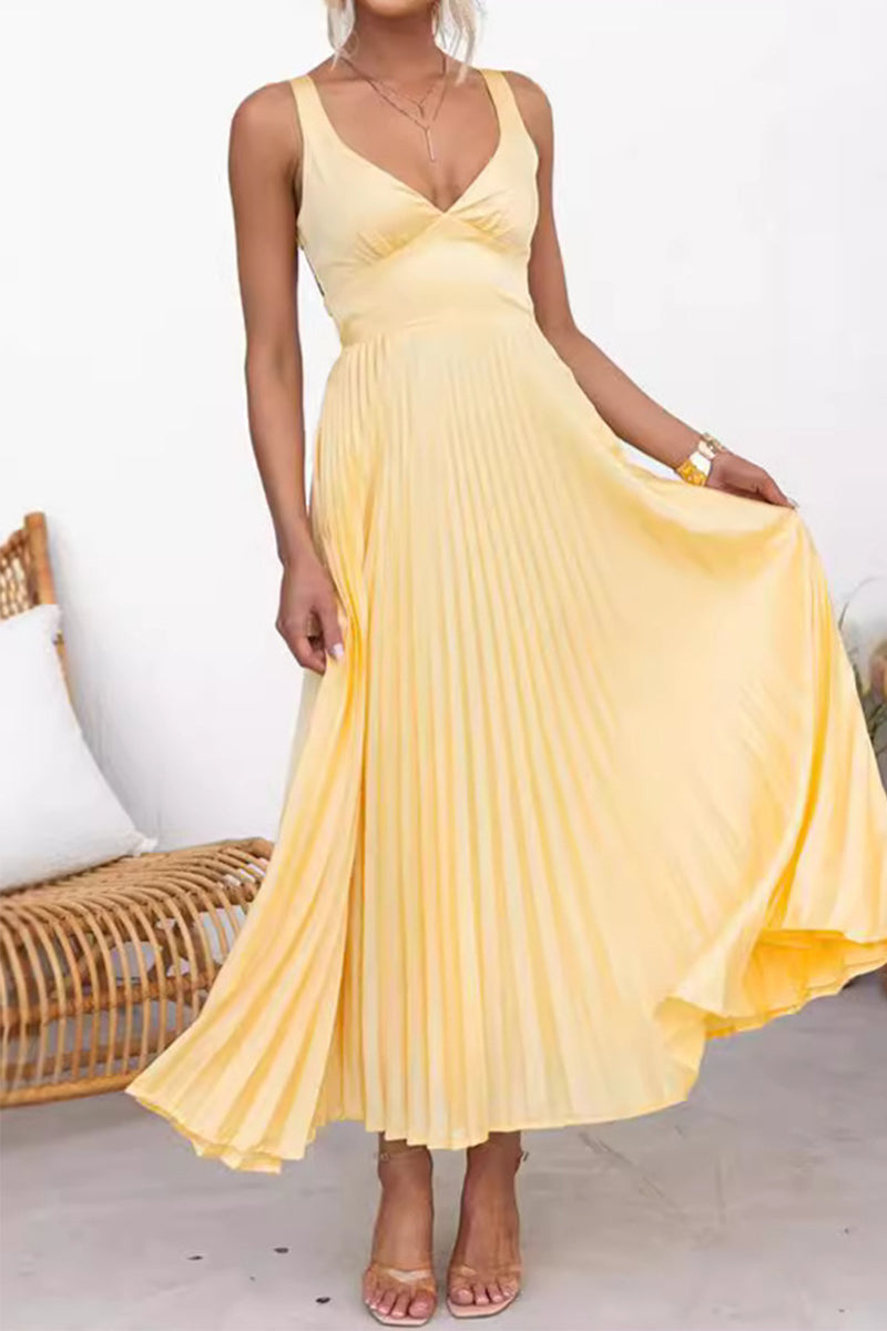 Sophisticated Dress with a Clean Classic Look
