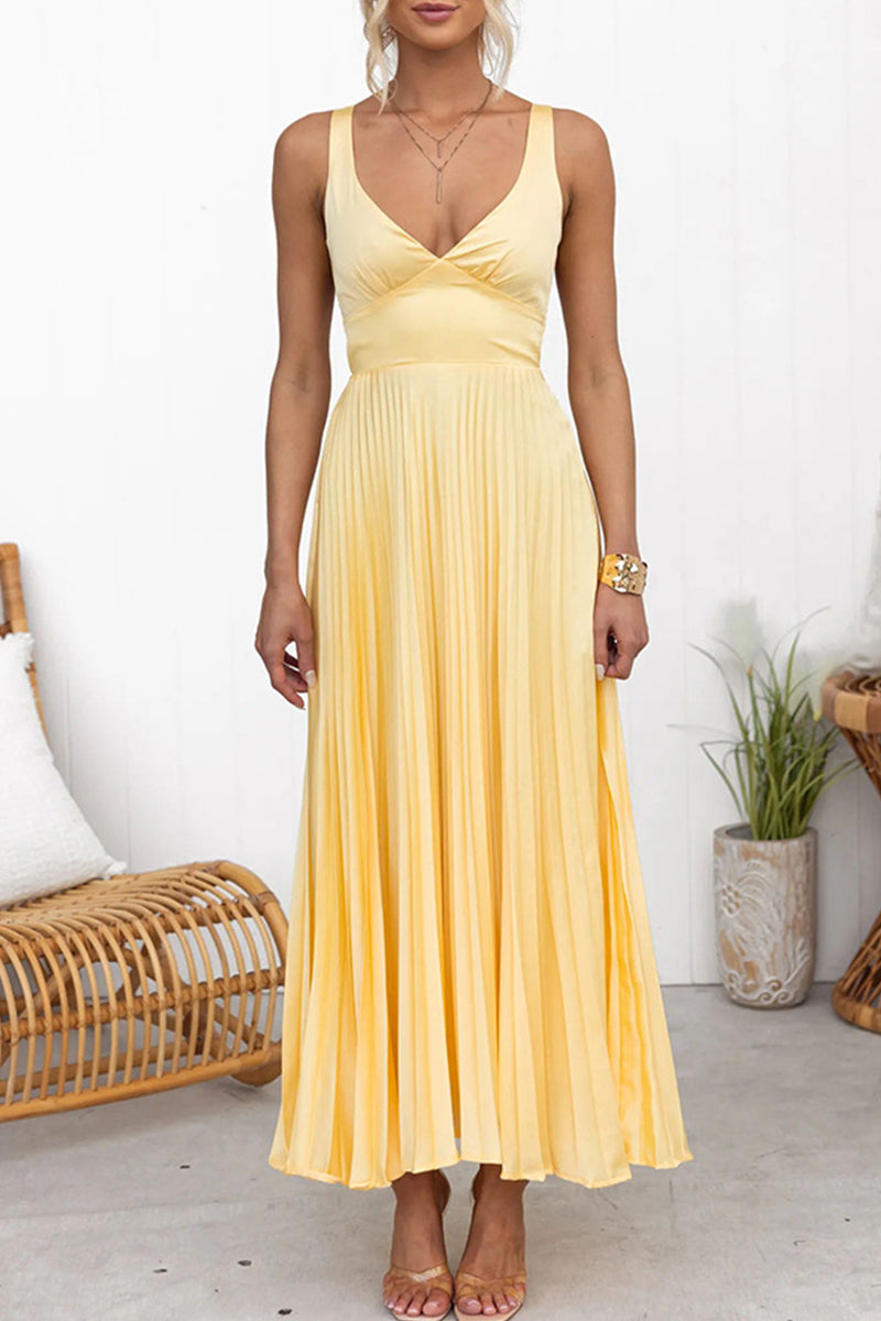 Sophisticated Dress with a Clean Classic Look