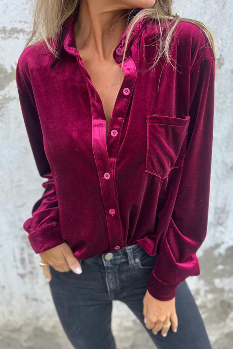 Effortlessly Elegant Blouse with a Timeless Design